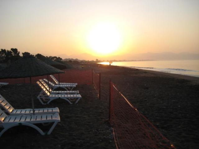 Hotel Simsek Finike Exterior photo