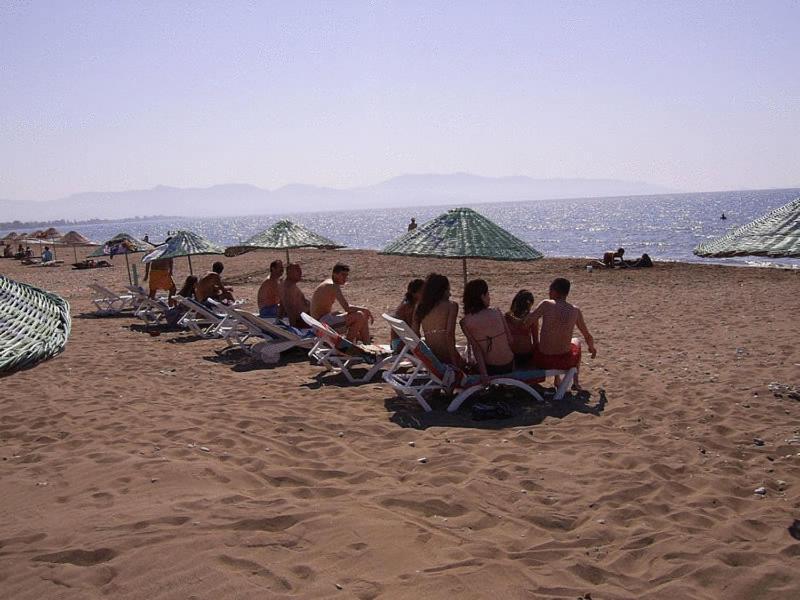 Hotel Simsek Finike Exterior photo